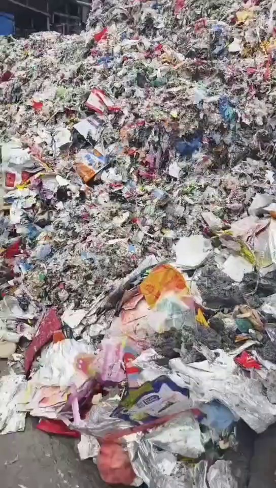 长期出售塑料垃圾，燃烧料，黑料，月供200吨左右