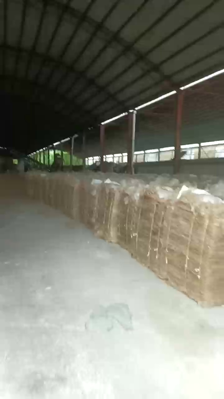 出售水做PP蘑菇膜废料，杏鲍菇厂下来的，现货40吨