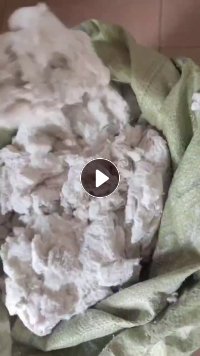 长期出售织布厂下料的扫地花,几乎全棉,含少量涤纶,可以造纸用,每两三天就有10吨,厂在四川乐山