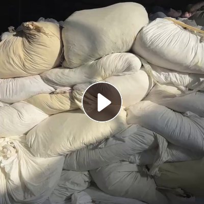 长期出售被子上拆下来的纯棉白布，白色大布块，棉布，百分之90以上纯棉，部分涤棉，现货30吨左右