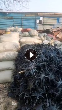 长期出售橡胶边料,橡胶下脚料,可以炼油磨粉