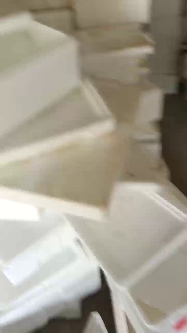 出售EPS冷熔块，现货7吨，长期有货