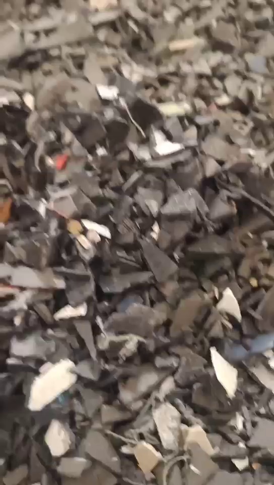 出售纯保险杠破碎料，盐漂料，现货30吨