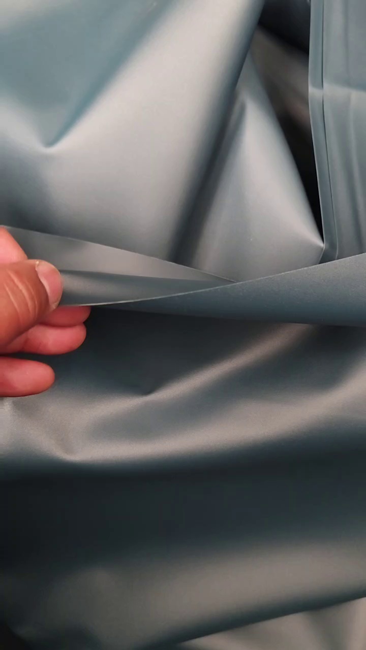 出售纯pvc革，现货10吨