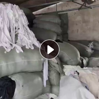 长期出售梭织涤纶废布条，有黑色和白色的，每个月7-8吨左右，厂在江苏苏州