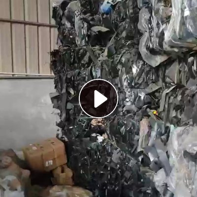 出售PC薄片，带胶不带胶的都分开也，都是阻燃的，现货20吨