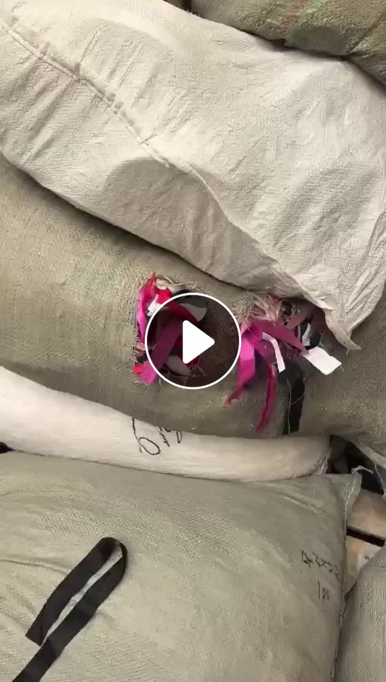 长期出售织带，织带下脚料，绑蛋糕的那种织带，有涤纶的也有棉的，货在山东潍坊