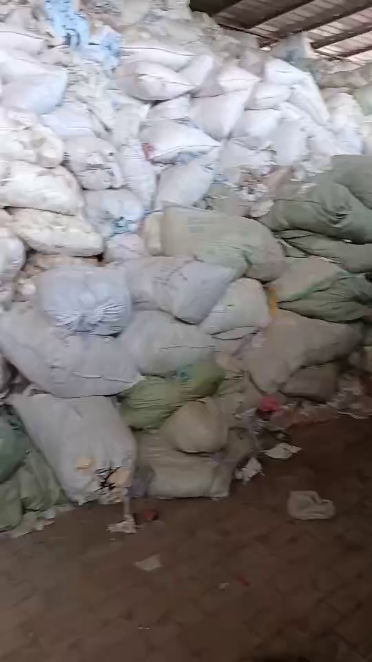 长期大量回收涤纶废布，什么颜色都可以