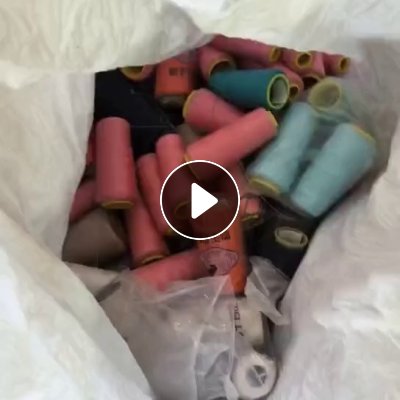 出售涤纶纱线，涤纶缝纫线，染色纱线，现货4吨左右