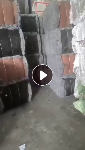 长期出售开花棉涤棉杂色和纯涤纶白色开花棉，每个月几十吨货