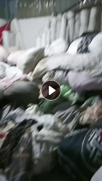 长期大量出售家纺厂下来的涤纶废布，杂色出白色少，每个月20-30吨，厂在浙江长兴