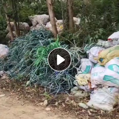 出售PET矿泉水瓶毛料，现货十来吨，未压包