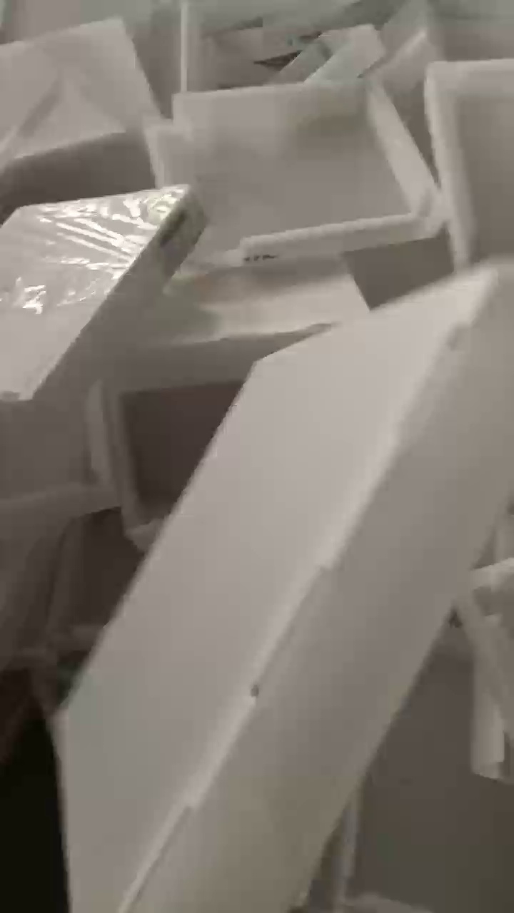 出售光伏厂下来的pp空心板废料