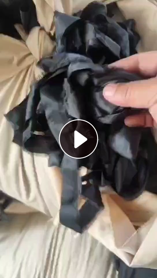长期出售牛津布条600D，每个月三五十吨，2公分宽，长度有几百米上千米都有，打绳子用，货在江苏苏州