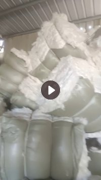 长期出售涤纶缆绳开花料，已经开好的了，含水8个水左右，月供100吨左右，可以根据要求定制