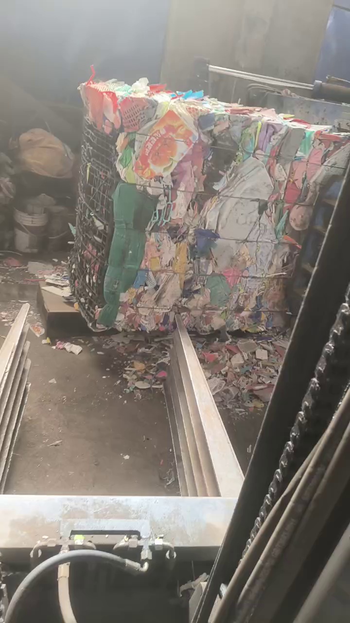 出售花丙压块，现货13吨，长期有货，