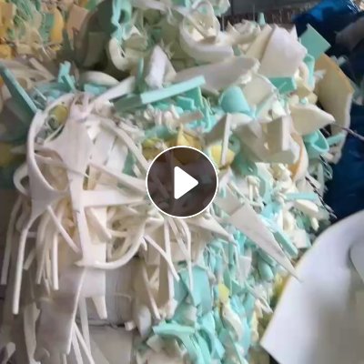 长期大量出售海绵下脚料， 每个月30吨左右，厂在浙江嘉兴