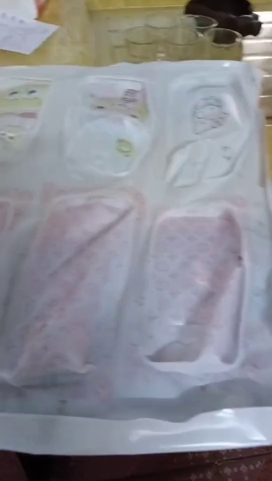 出售电子厂下来的手机PET菲林膜废料，长期有货