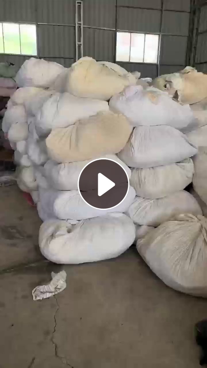 长期出售旧衣服大白统货，现货十多吨，厂在福建漳州
