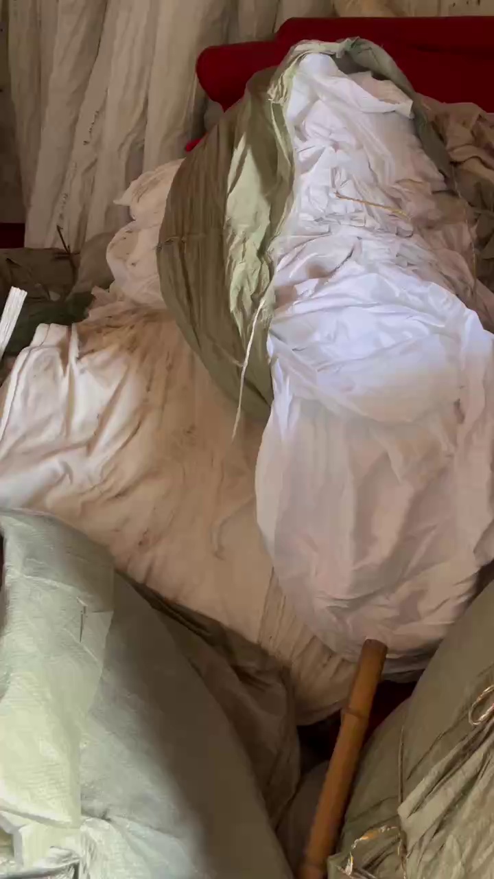 出售库存布，色布，家纺次布，货在江苏南通