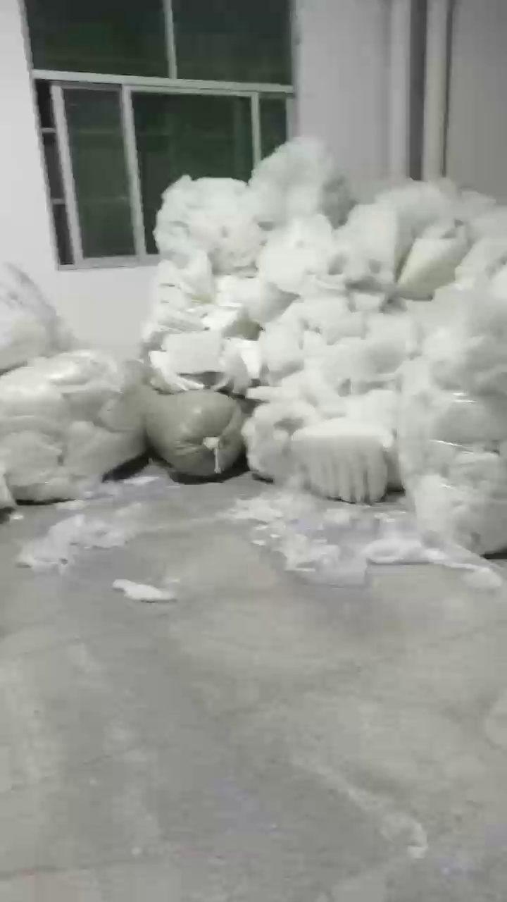 长期出售干净丝绵下脚料，丝绵，现货有11吨左右，货在江西九江