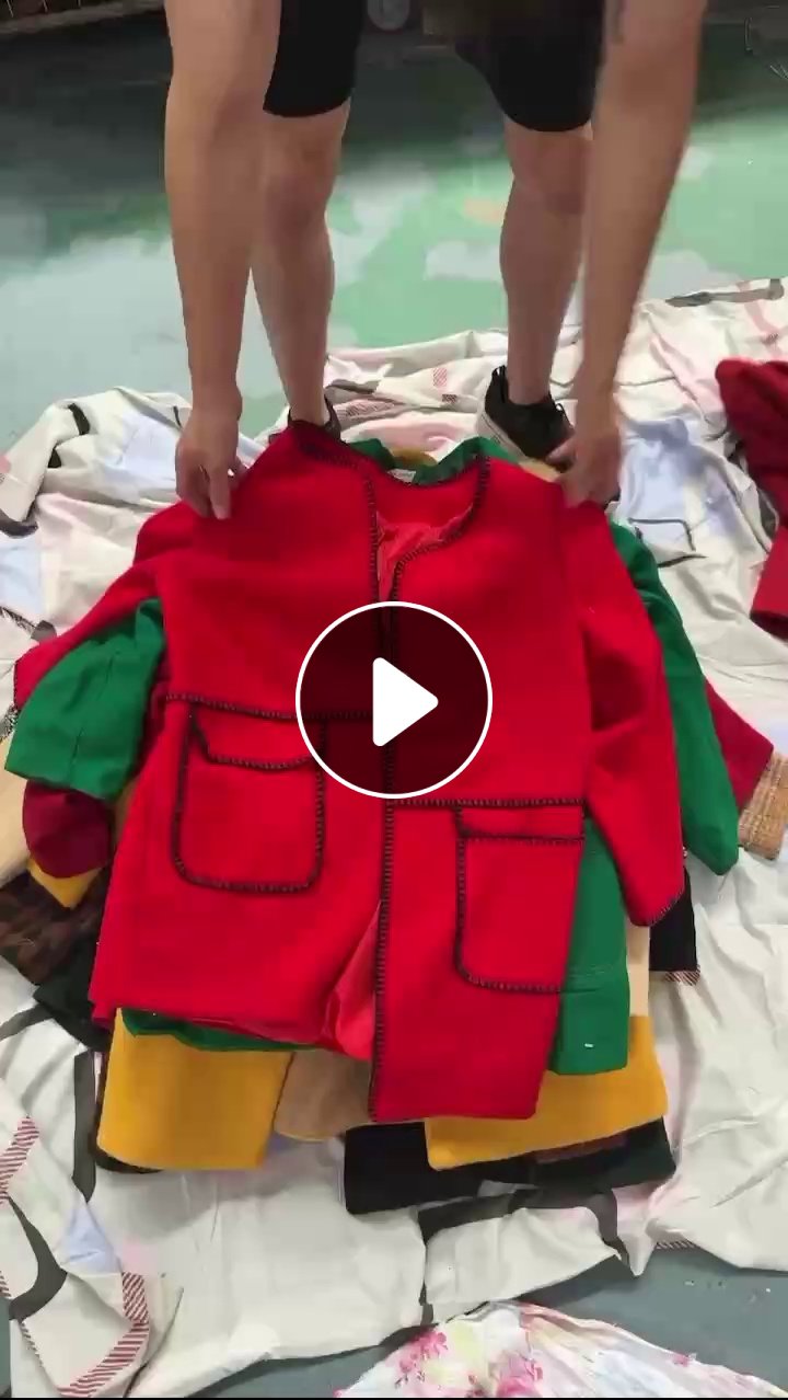 长期出售旧衣服分拣厂下来的毛呢旧衣服，货在福建泉州