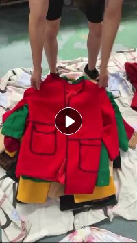 长期出售旧衣服分拣厂下来的毛呢旧衣服,货在福建泉州