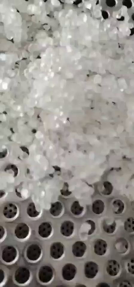 长期出售透明软质pvc颗粒，软度40一75