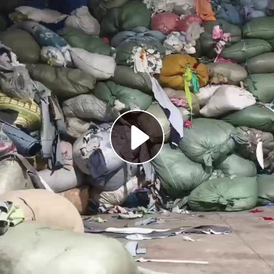 长期出售涤纶拉丝布，都是针织的，有白色，浅色，棕色和黑色，可以造粒用，每个月几十吨