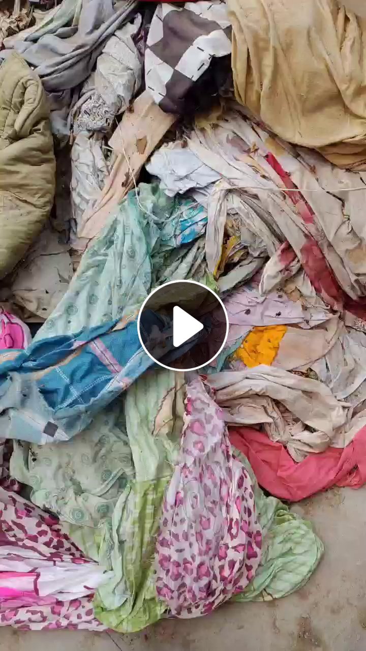 长期大量出售涤纶纯棉涤棉混在一起卖的被套， 现货50吨左右，厂在河南周口