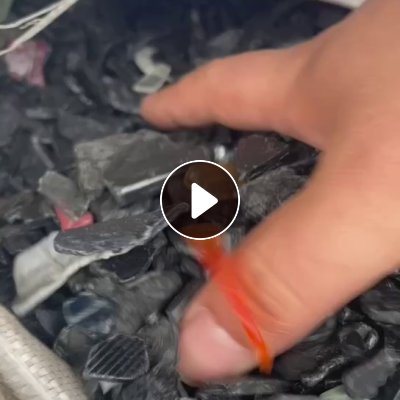 大量出售PC合金破碎料