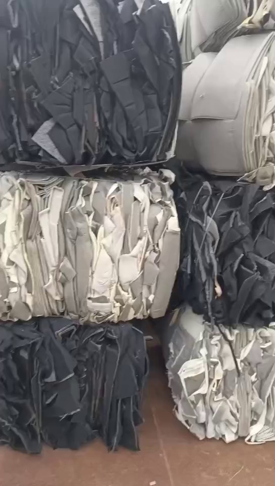 长期出售黑料，下脚料，燃烧料，月供几十吨，货在福建福州