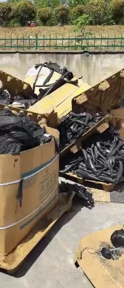 长期出售电缆皮，电缆皮机头料