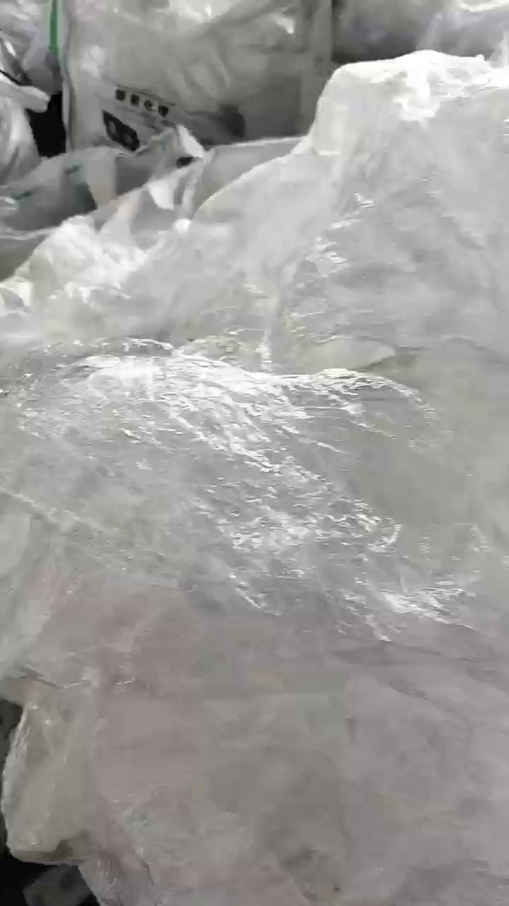 出售纯缠绕膜，食品厂下来的，月供10吨左右