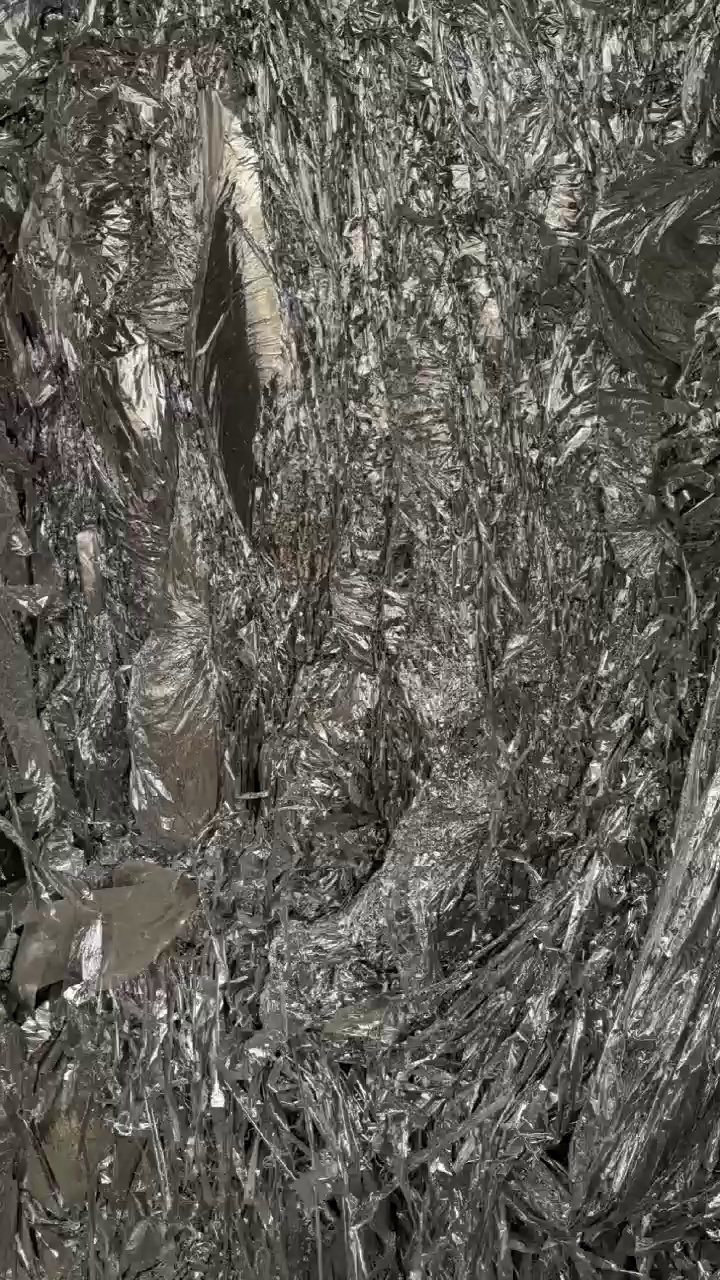 出售镀铝膜边角料，带胶，月供20吨