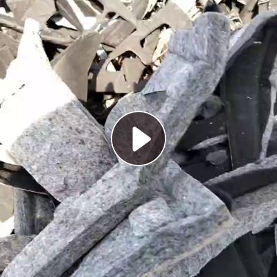 长期出售汽车内饰料，汽车内饰毛毡下脚料，比亚迪汽车内饰边角料，月供50吨左右，货在广东惠州