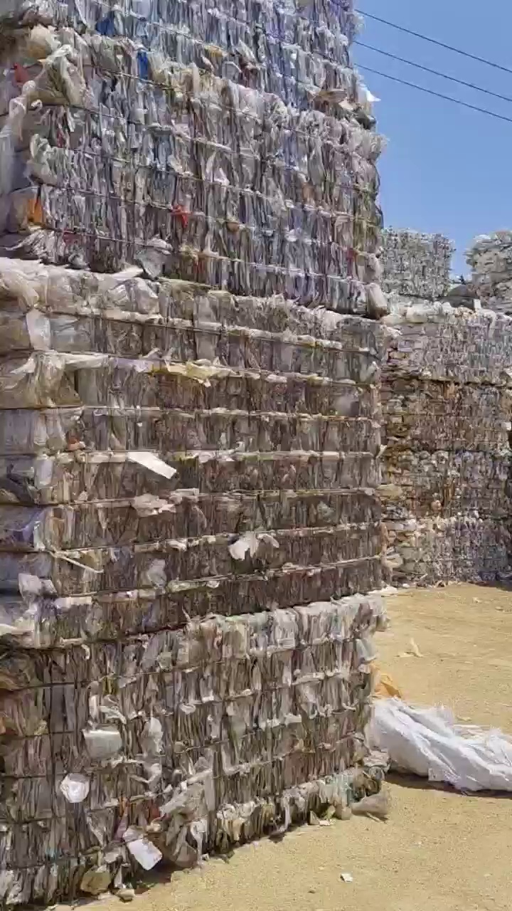 长期出售pet吸塑盒压块，百分之5左右PⅤC