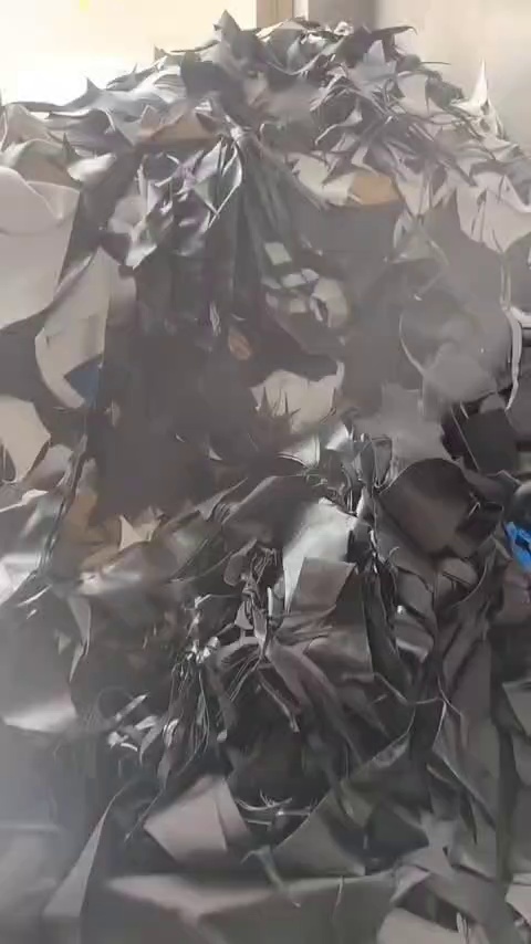 长期出售pvc电动车皮革，现货100吨左右