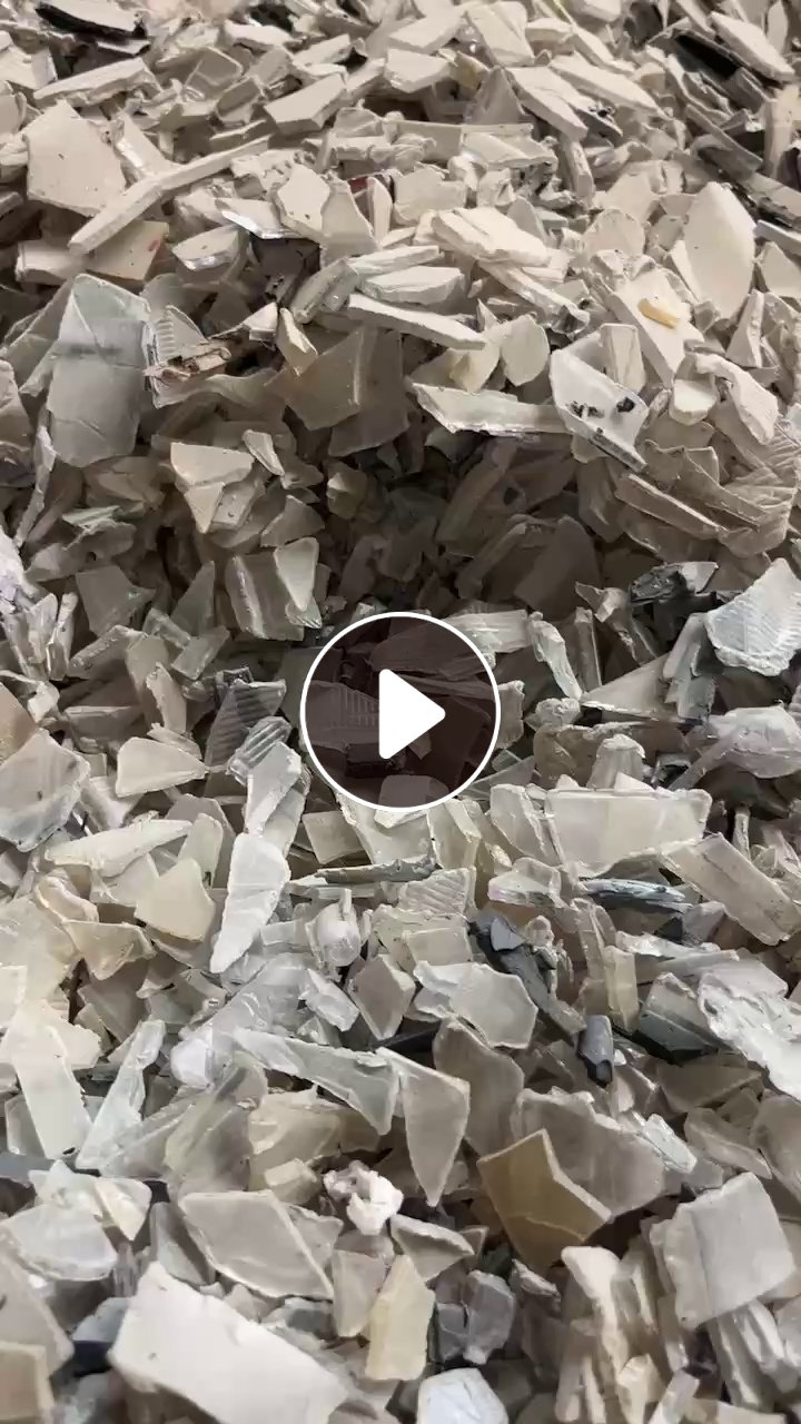 长期出售PC大灯罩粉碎料