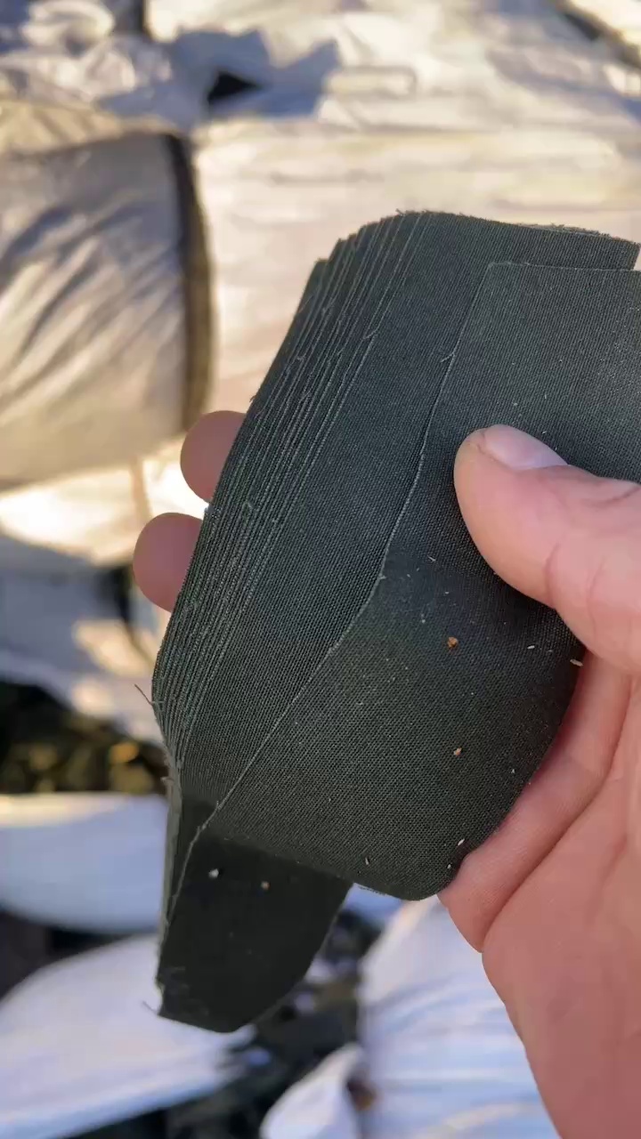 长期出售杂色的棉布，棉布边角料，现货一百多吨