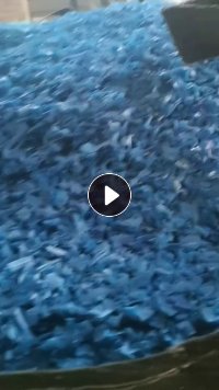 出售PP空心板破碎料，中空板破碎料，蓝色黑色都有，轻钙，现货100多吨，月供五十吨