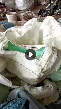 长期出售尼龙气囊布，单6的，有带胶的也有没带胶的，现货5-6吨，厂在河北廊坊