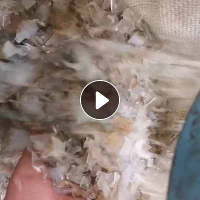 出售水破PVC水晶板破碎料，可直接上机造粒