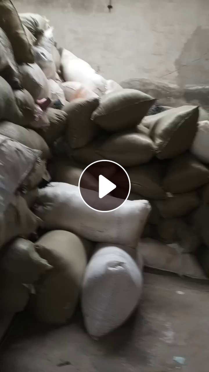 长期出售窗帘布边角料，白纱布，窗帘布等，一天有2-3吨，货在山西运城