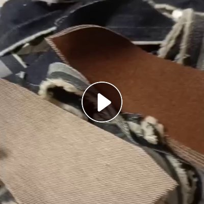 长期出售牛仔废布，涤棉牛仔，化纤牛仔废布，棉在60-75左右，现货20吨左右