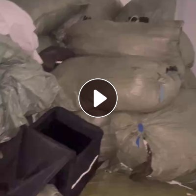 长期出售羊毛下脚料，双面呢边角料，全毛，货在厦门集美