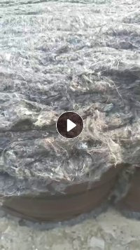 处理灰色涤纶箱包料,涤纶开花料,就是颜色差点,没别的毛病。河北保定