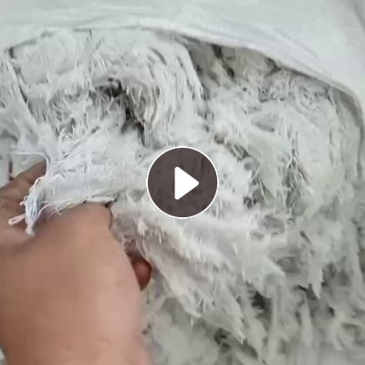 出售小化纱头料， 纯涤纶材质的，有白色和淡蓝色的，现货有几十吨，厂在江苏南通