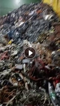 长期出售pvc箱包革边角料,pu箱包革边角料,混在一起,月供几百吨