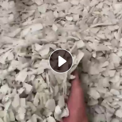 出售干粉大小白乙破碎料，大白破碎料现货够挂车